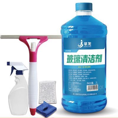玻璃清洁剂的选择与使用技巧 打造明亮无痕的窗面